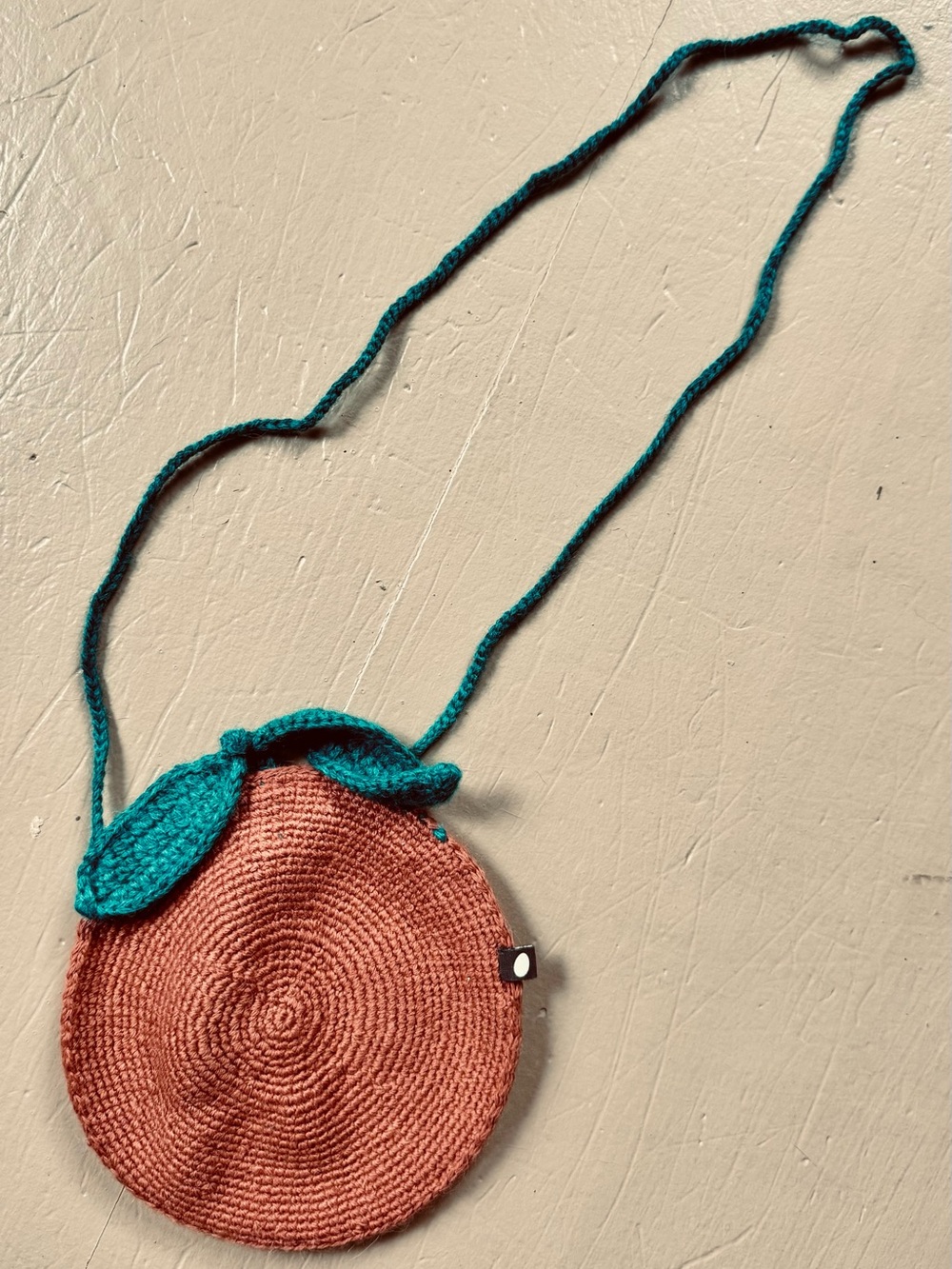Oeuf 100% Wool Handmade Crochet Peach Crossbody Purse Cell Phone Bag Fair Trade